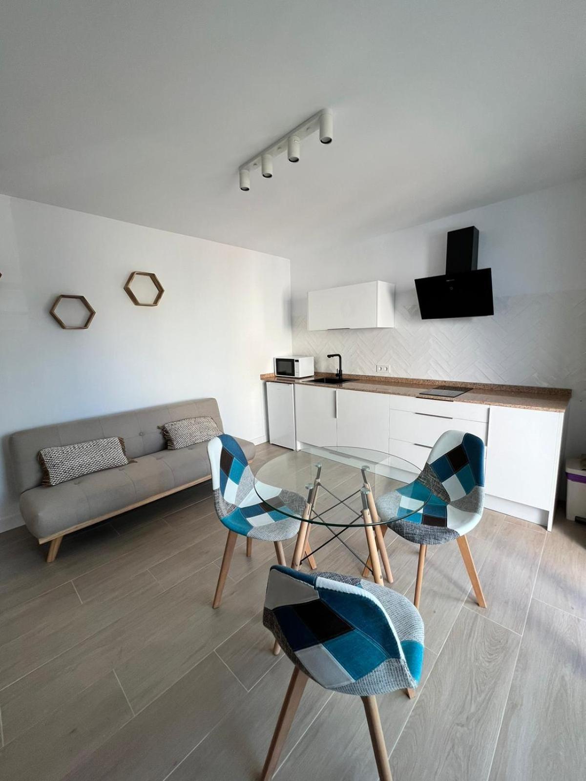 Apartamentos Buganvilla Ροκέτας ντε Μαρ Δωμάτιο φωτογραφία